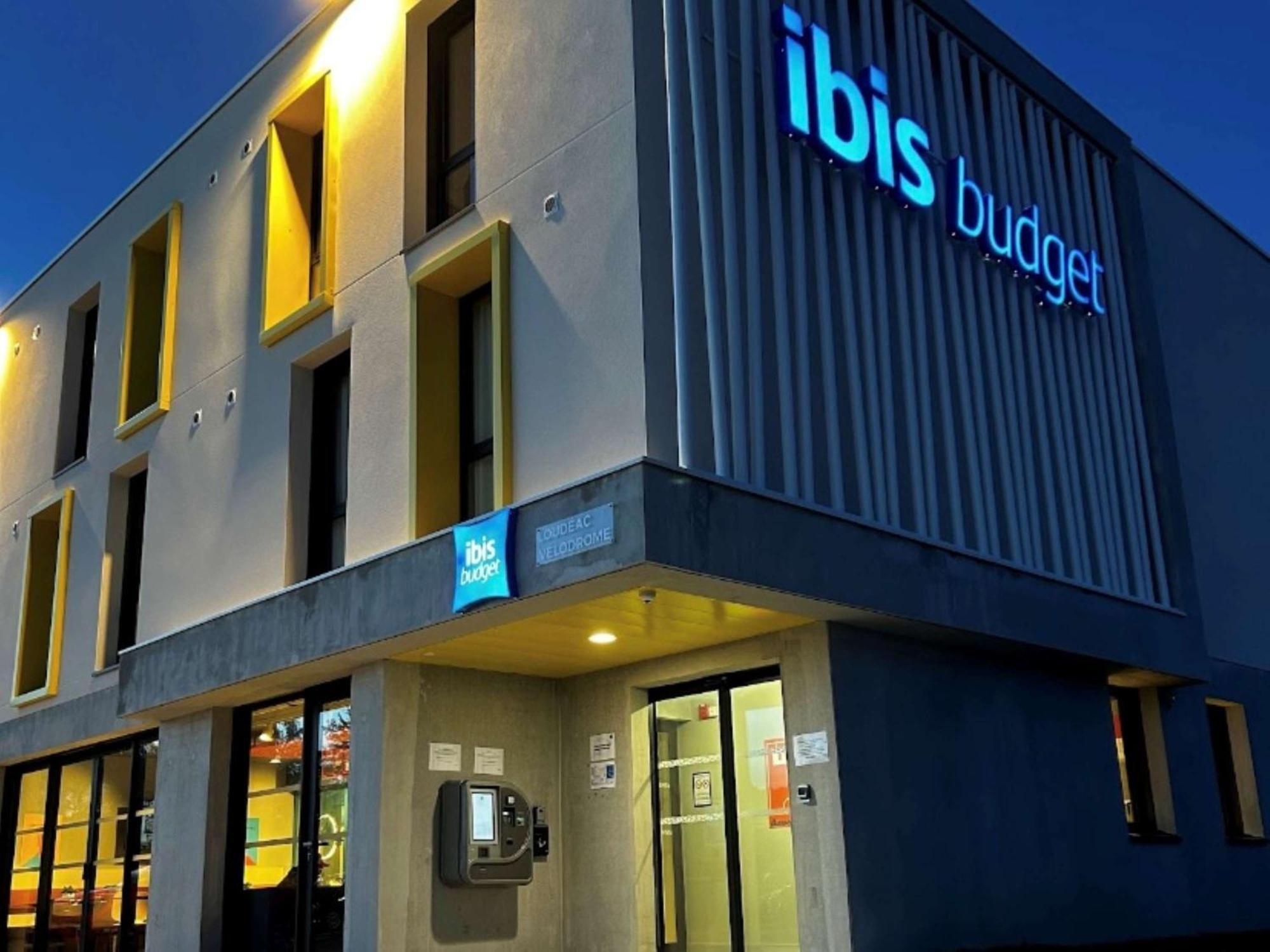 Ibis Budget Loudeac Velodrome ภายนอก รูปภาพ