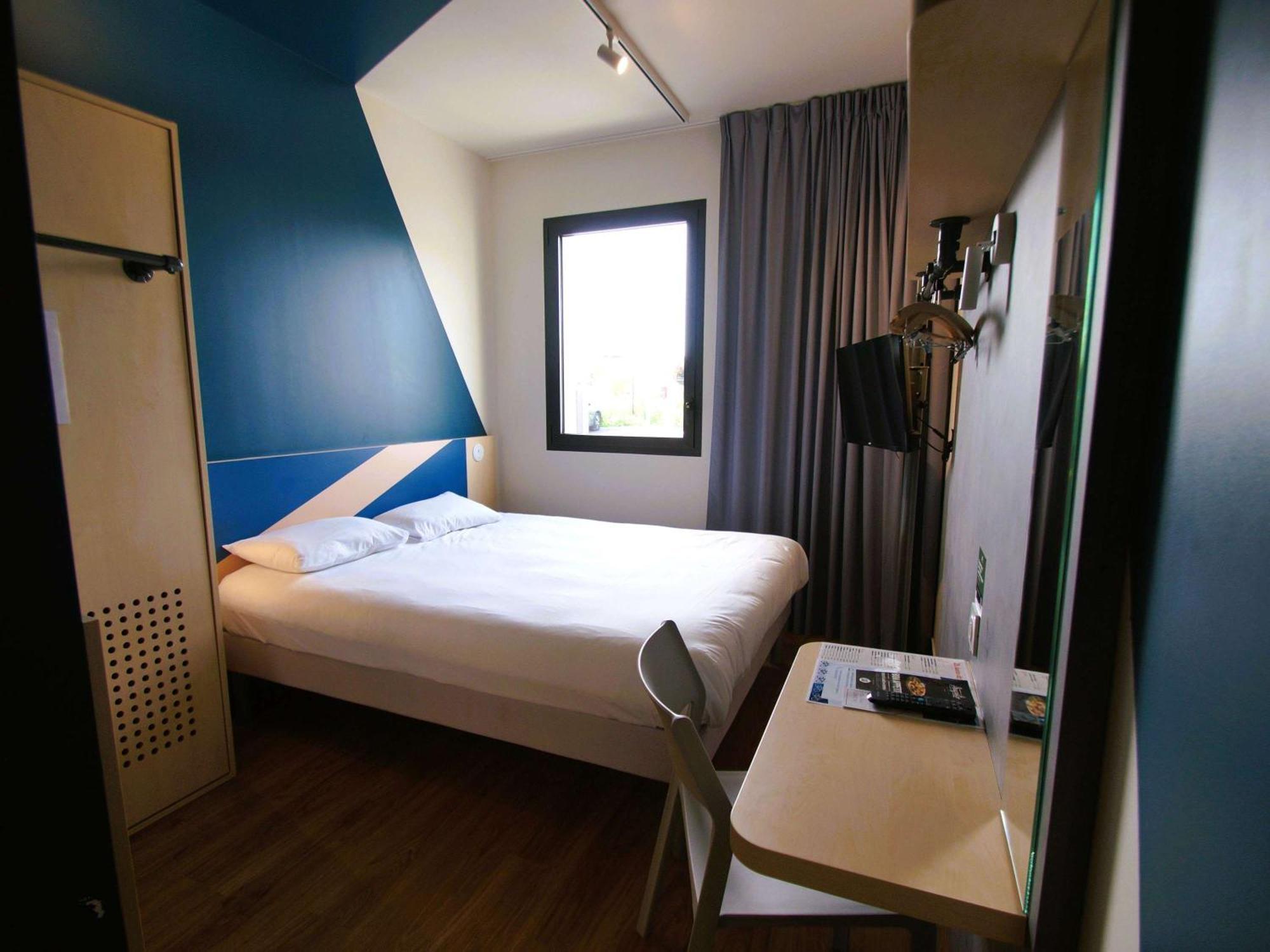 Ibis Budget Loudeac Velodrome ภายนอก รูปภาพ